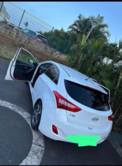 Hyundai I30 1.4 essence 2015