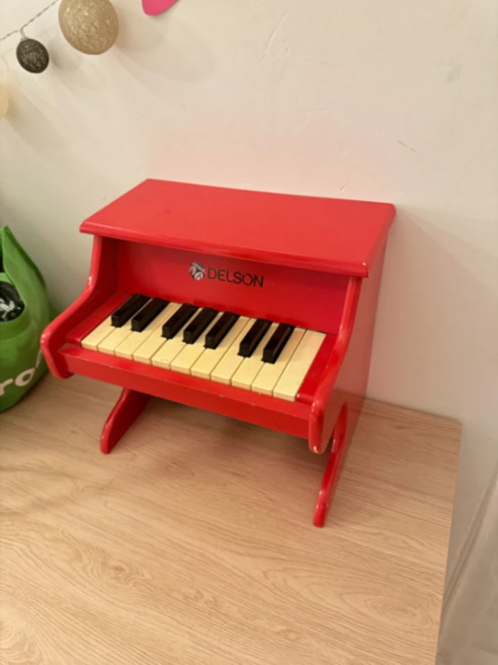 Petit piano bébé
